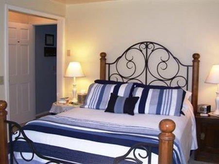 Anchor Inn On The Lake Bed And Breakfast Branson Værelse billede